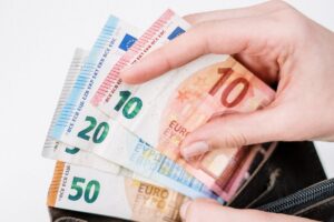 Festgeld oder Tagesgeld – was ist sinnvoller?