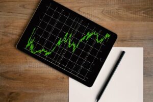 Wann ein Robo-Advisor teurer ist als ein einfaches ETF-Depot