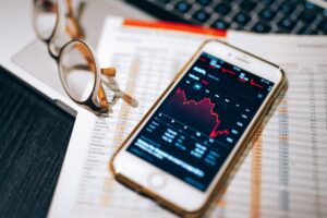 Bank überweist Gehalt zu spät