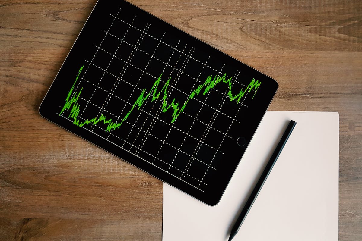 Einzelaktien im Depot – wann sie als Ergänzung zu ETFs sinnvoll sein können