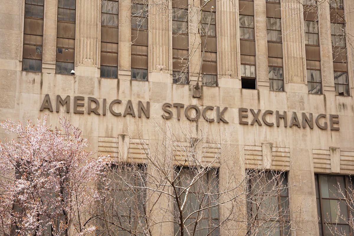 Spread beim Wertpapierkauf – warum der Einstieg manchmal teurer ist als gedacht